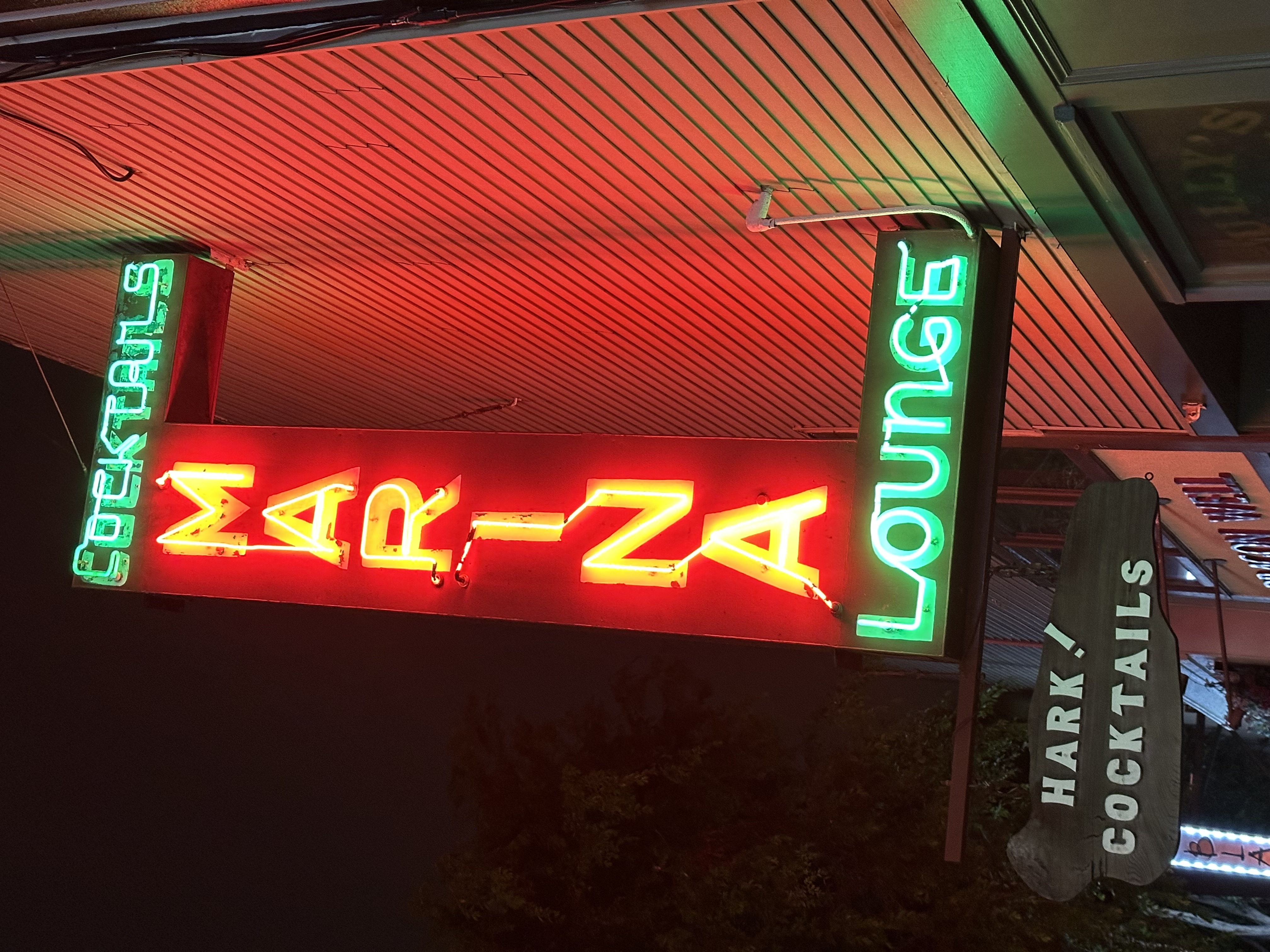 Sully's Marina Lounge neon sign on Chestnut Street